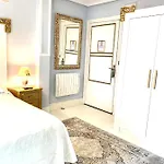 Boutique Puerta Del Sol 4*