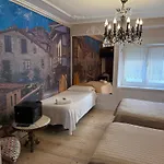 Boutique Puerta Del Sol 게스트하우스 4*