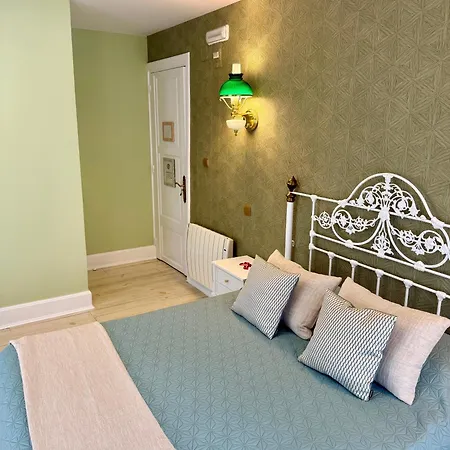 Boutique Puerta Del Sol Guest house 2*