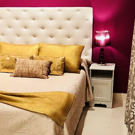 Guest house Boutique Puerta Del Sol 4*
