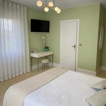 Boutique Puerta Del Sol 3* טורלאבגה