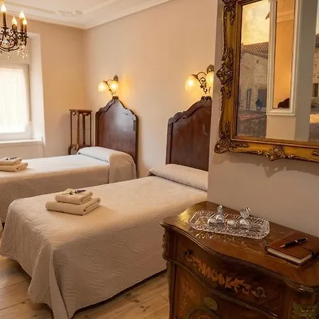Boutique Puerta Del Sol בית הארחה 3*
