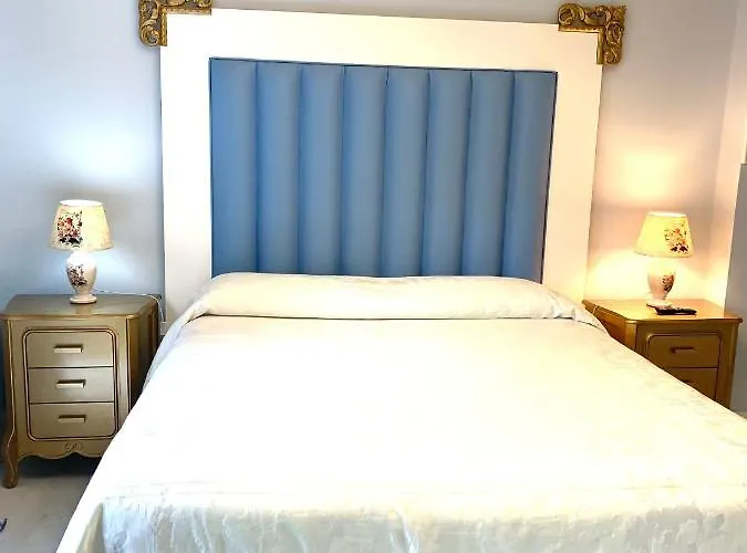 Boutique Puerta Del Sol Guest house