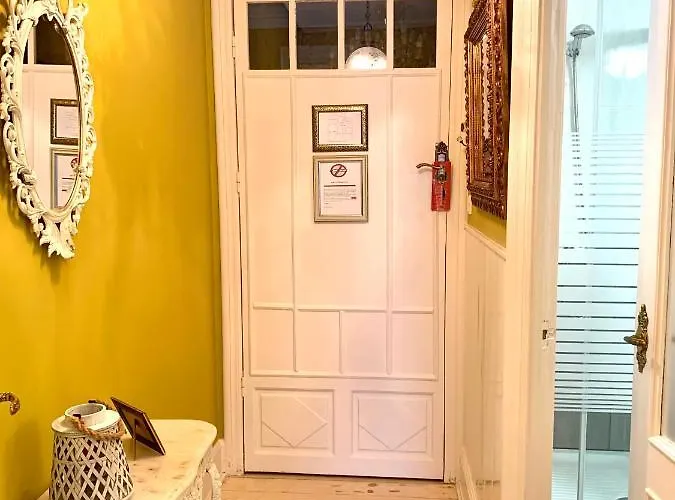 Boutique Puerta Del Sol 4*