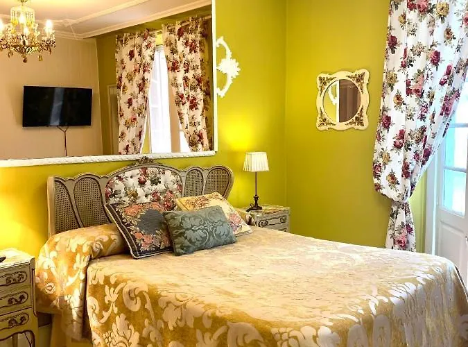 בית הארחה Boutique Puerta Del Sol טורלאבגה