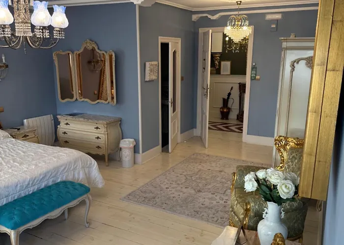 Boutique Puerta Del Sol בית הארחה