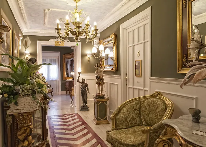 Boutique Puerta Del Sol Guest house