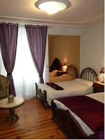 Boutique Puerta Del Sol טורלאבגה